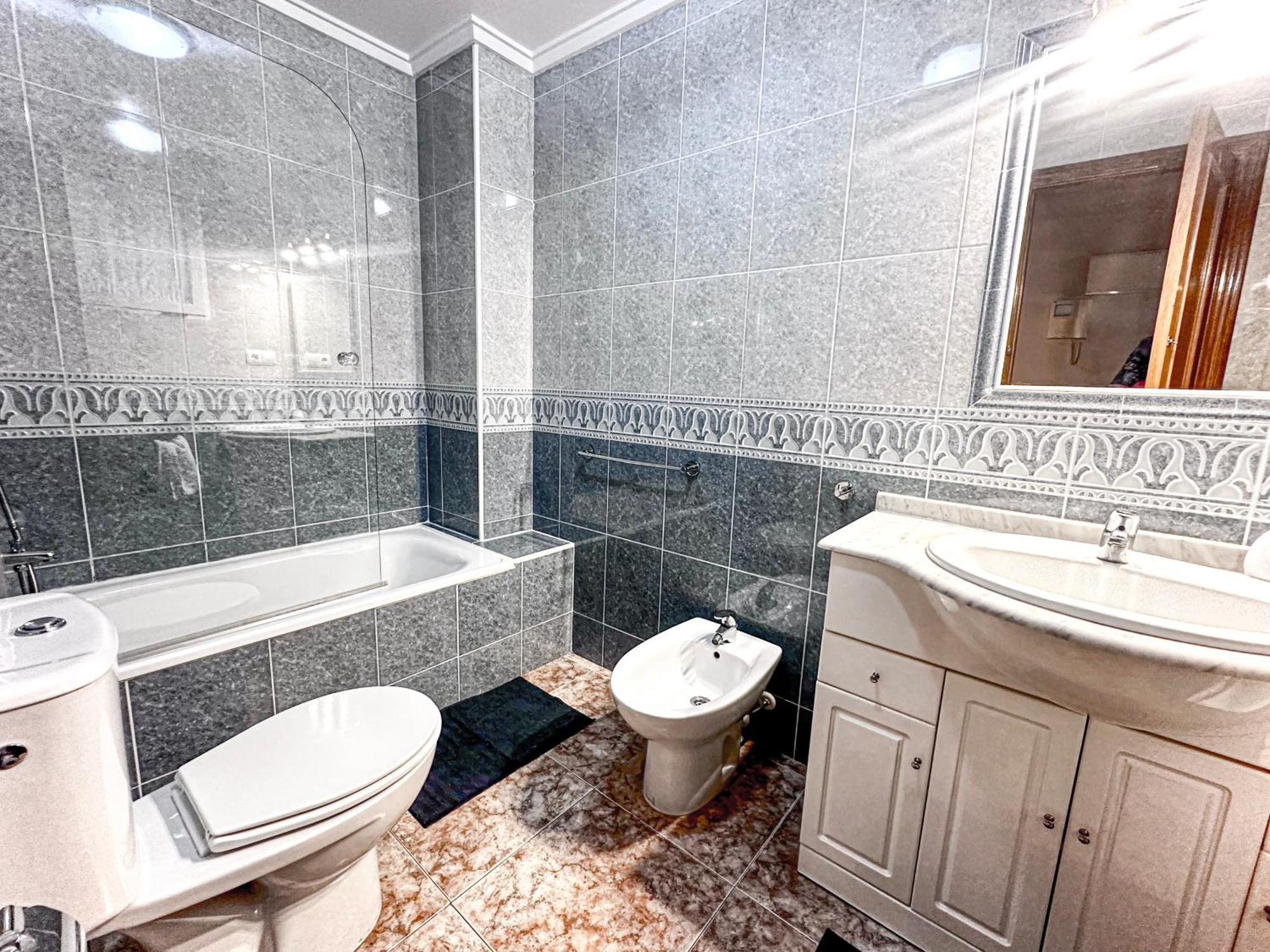 Zadorhomes - Caballero De Rodas Residence Torrevieja Esterno foto